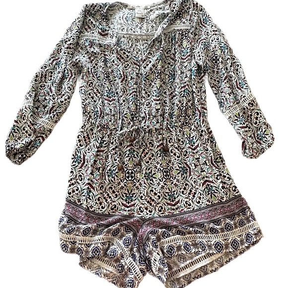 American Rag Pants - AMERICAN RAG Floral Print 3/4 Sleeve Women's Romper Size Medium‎ NICE!!